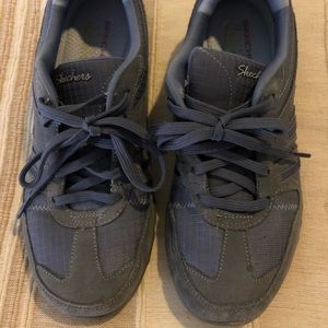 Skechers. Worn once size 8